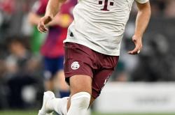 凯恩重要时刻表现优异,巴塞罗那带队取胜!全场沸腾不已